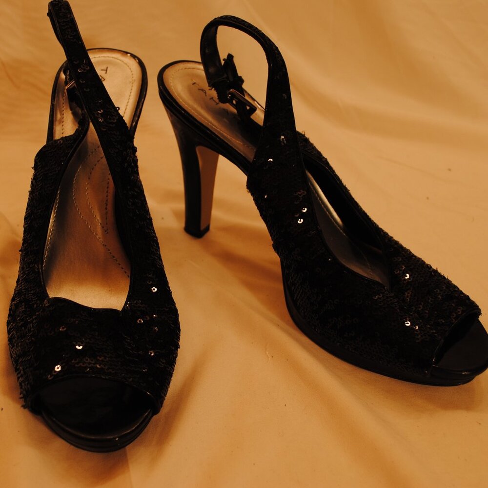 WOMENS SZ 10M BLACK SEQUINED FORMAL 4IN HEEL OPEN TOED SHOE